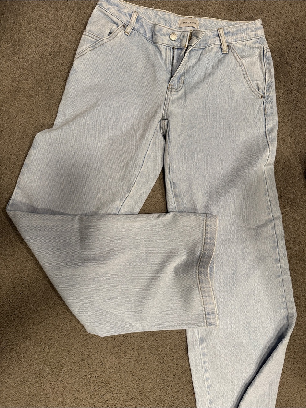 PacSun Casey Low-Rise baggy. Light Wash Wide-Leg Women’s Jeans - Picture 3 of 3